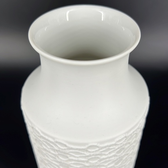 Vintage Heinrich Germany Vase - Picture 5 of 8